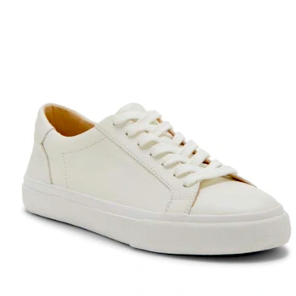 🆕NIB Lucky Brand genuine leather women’s sneakers, size 8
